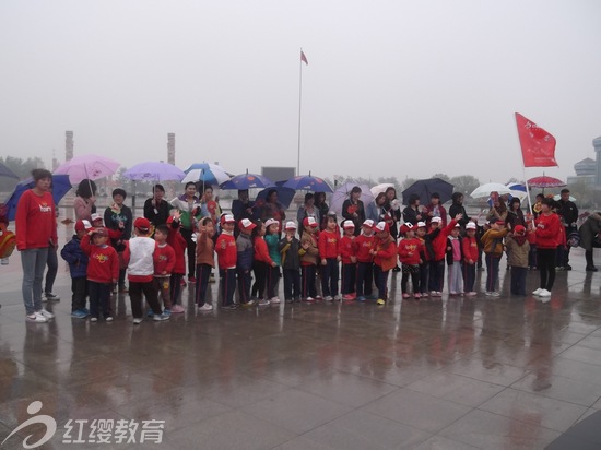 山東樂陵紅纓歐尚名城幼兒園舉辦遠足踏青活動