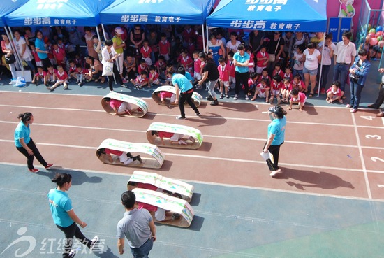 內(nèi)蒙古包頭紅纓小精靈幼兒園六一活動