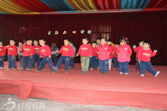 山東齊河紅纓紅太陽幼兒園舉辦感恩節(jié)活動