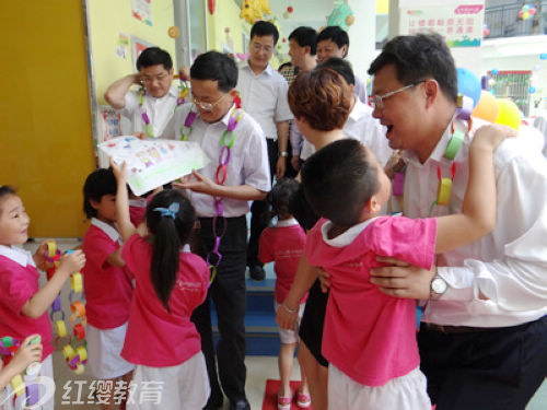 湖北宜昌秭歸紅纓金蘋果幼兒園