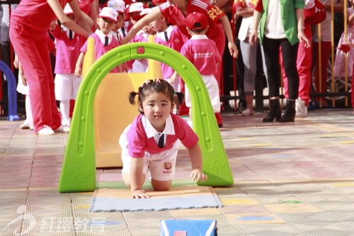 寧夏靈武紅纓童樂華庭幼兒園舉辦慶“六一”活動(dòng)