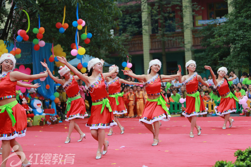 四川峨眉山紅纓希望藝術(shù)幼兒園慶六一活動(dòng)