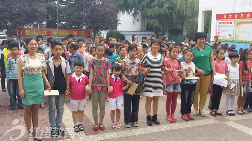 陜西韓城紅纓童之夢幼兒園愛心捐贈活動